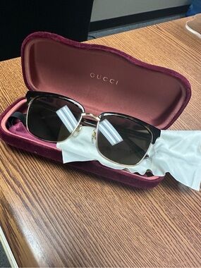 NEW Gucci Havana Wayfair Tortoise Sunglasses GG032s